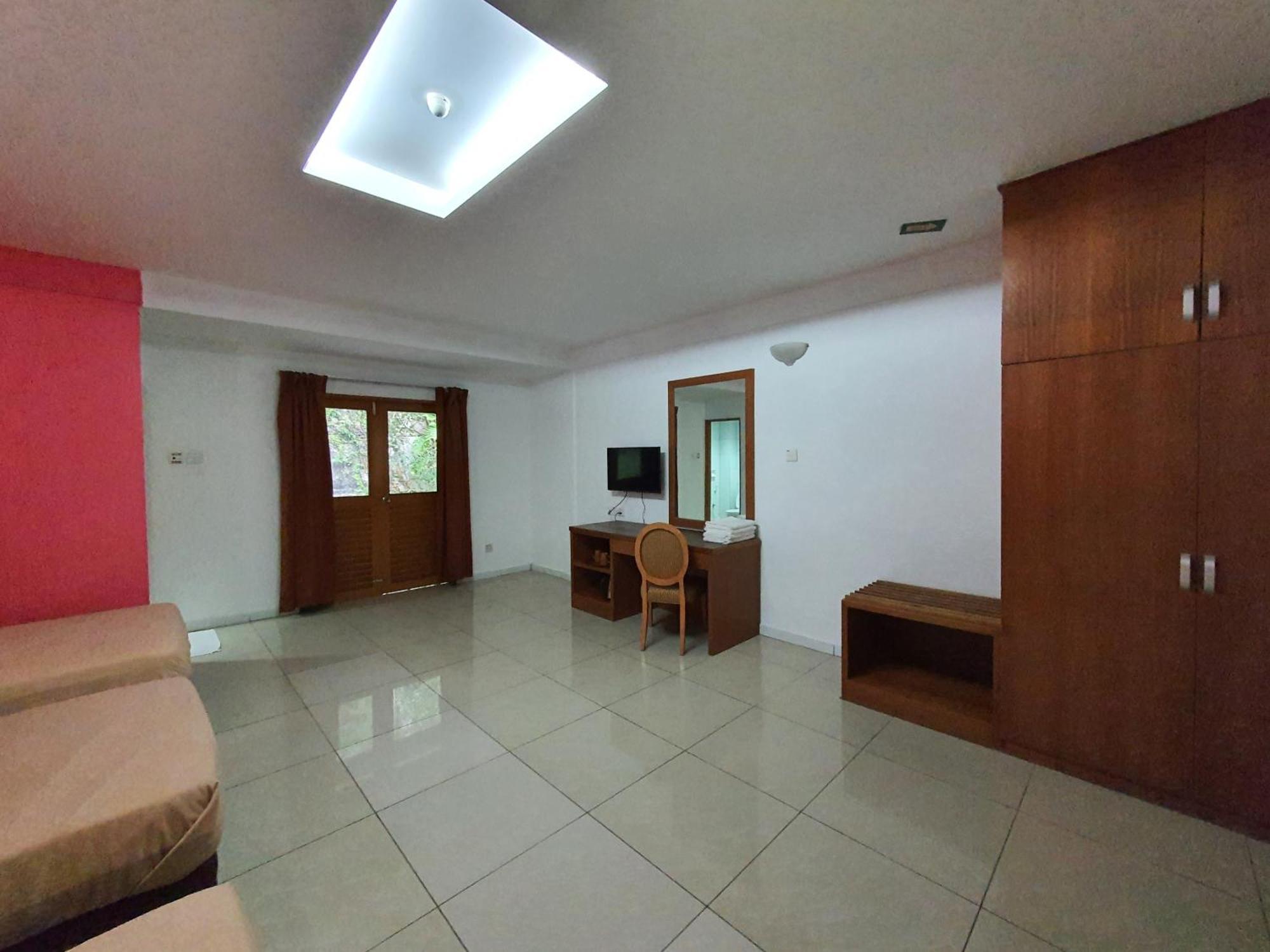 Cool Point Hotel Танах-Рата Екстер'єр фото